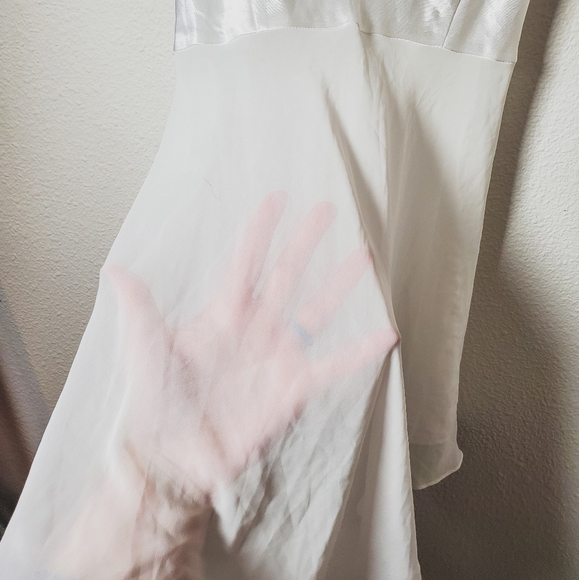 White slip dress - Picture 5 of 7